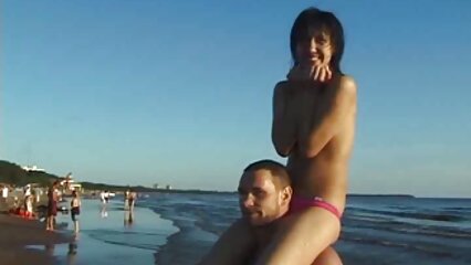 Es más fácil para una mujer borracha llenarse la boca.