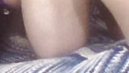 Padrastro mayor lame y folla a la joven Bella Durmiente beso de nena